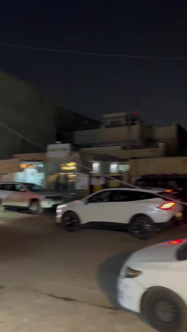 سلام عليكم
الى اهالي منطقة حي حطين الكرام 
تم افتتاح محل احذية اوربية بالة + جديد
اسم المحل Run🏃🏽‍♂️
📍عنوان المحل 
خلف مستشفى الفرح الاهلية مقابل البرج  تماماً
(قرب صيدلية روعة حطين) 
تنورونا بكل وقت ***********
