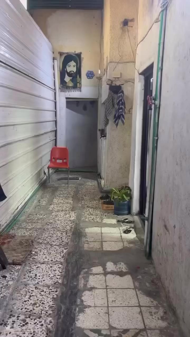 نصف قطعة للبيع أمامية (63م) في قطاع 31
طابق ونص الاول عكادة والثاني مسلح نضيفة جدآ              يحتوي على ....

الطابق الاول / أستقبال / ومطبخ / وخدمات 

الطابق الثاني / غرفة نوم وحدة 

السعر / 83 وبي مجال 

للاستفسار / *********** أستاذ سيف المحامي
                 *********** ؛
-------------------------------------------------
-------------------------------------------------

مكتب الجوادين 2 للعقار والمحاماة 

بـيع  - شراء - تأجير  - قسام شرعي - تعقيب المعاملات العقارية -أصدار القسامات الشرعية- التوكل بكافة الدعاوي (الجزائية والمدنية والشرعية-) -أكمال معاملات المصرف العقاري ومعاملات التقاعد - تسهيل كل ما يخص كاتب العدل الوصولات والكمبيالات والوكالات العقارية 
هاتف :- ***********
هاتف :- ***********
العنوان:- بغداد/ مدينة الصدر
