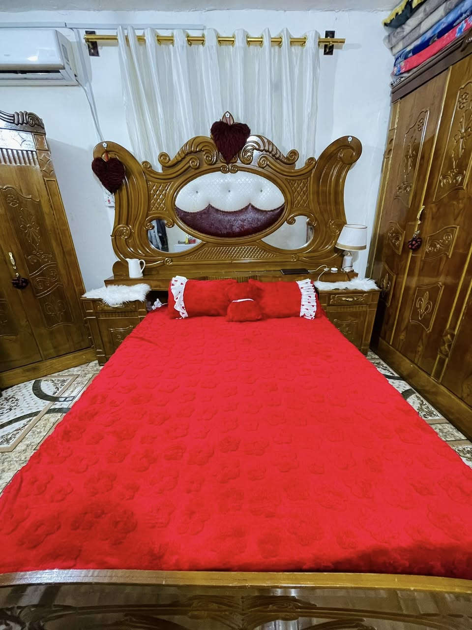 غرفه عراقيه نظيفه كلش. البيع سعر 950 رجآ مو شراي لا يتتصل ***********
