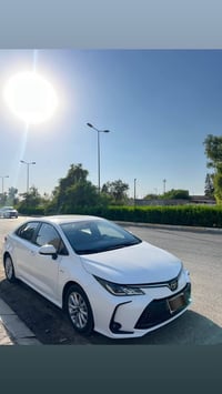 كورولا هايبرد • ٢٠٢٥ • ٢٠٠٠٠ كم