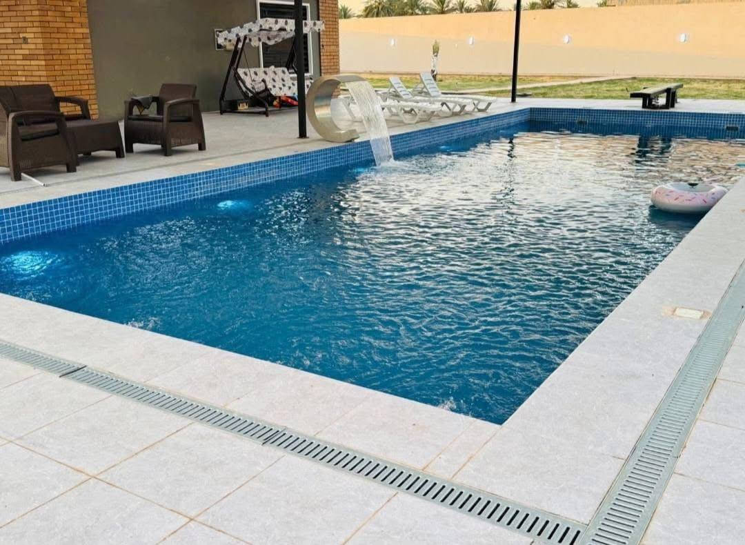 مزرعة رقم (1 ) في منطقة البوعيثة موثقة بتطبيق أجرلي شركة المصطفى للمسابح

السبت / صباحي مسائي
الاحد / صباحي مسائي
الاثنين / صباحي مسائي
الثلاثاء صباحي مسائي
الاربعاء صباحي مسائي
الخميس صباحي مسائي
الجمعة/ صباحي مسائي
للحجز واتساب/ ***********
