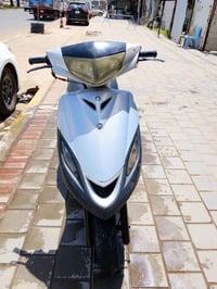 دراجه ماكس لبيع نضيفه مكينه ناعمه حلوه كلها شغاله سعر 475شراي يتصل 077...