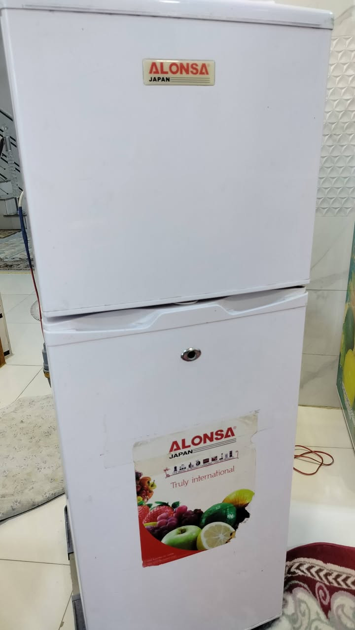 طباخ 4 عيون و غسالة حوضين متوقف تجفيف و ثلاجة يرادلها تصليح
مكاني ناصرية


**إذا كنت صاحب هذا الإعلان وتريد حذفه لأي سبب، رجاءا أرسل رسالة إلى الدعم الفني**