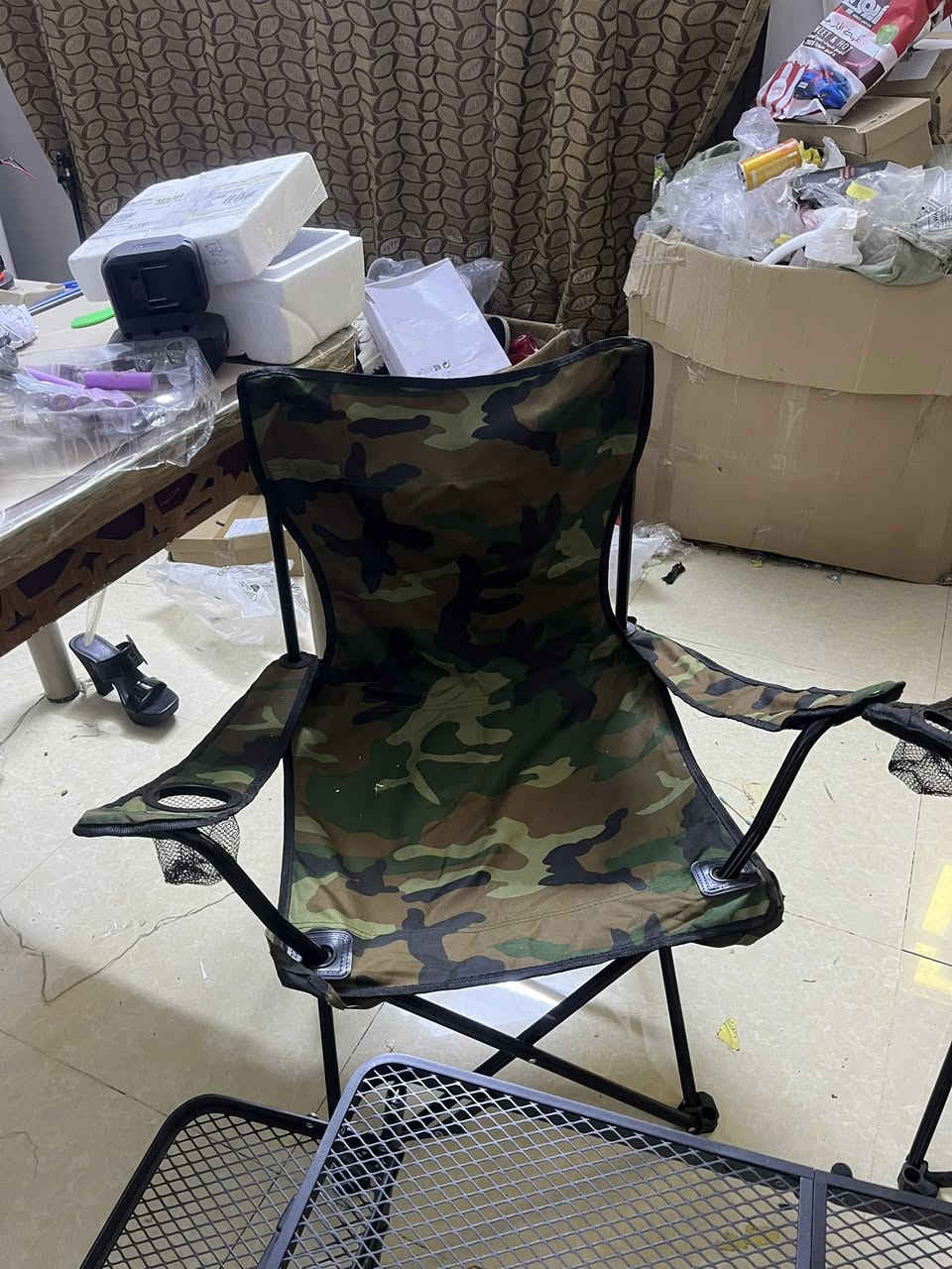 سيت كامل ثنين كراسي متنقله و طاوله تطبك 
50 و توصيل عليه


**إذا كنت صاحب هذا الإعلان وتريد حذفه لأي سبب، رجاءا أرسل رسالة إلى الدعم الفني**