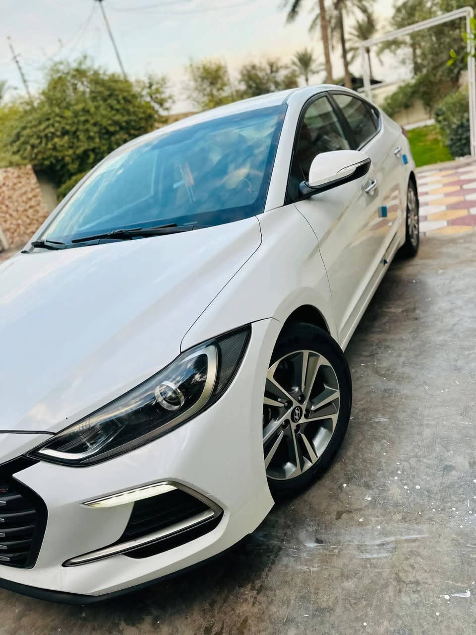 سلام عليكم
للبيع هونداي النترا. 2019خليجي سوبر بسمي تحويل ثاني يوم 
شركة الكاصد  فول موصفات للأخير ماعده بصمه 
سياره جديده  َ
مكفوله كفاله عامه لا صبغ ولا تبديل 
سلايد
فتحه سقف 
مري كهرباء 
حساس امامي خلفي كامره 
انظمه قياده كشنات جلد 
داخل صاج
هوايه موصفات بيها فول الفول 
مكينه. 2.0 دوش مامفتوحه
رقم بغداد نكليزي مشروع وطني 

السعر ١٧٥. وبيها مجال للشراي
لاتصال رقم الهاتف*********** *********** 

مكان السياره بغداد ابو غريب 📍
