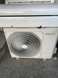 للبيع سبلت نوع جنرال  حجم 2 طن السعر 300 الف 07700040021