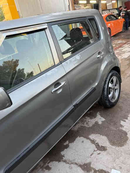 كيا سول موديل 2013 عضمتها حلوة تحتاج صبغ حزام للبيع 80 وبيها
مجال للاستفسار الاتصال *********** بغداد
