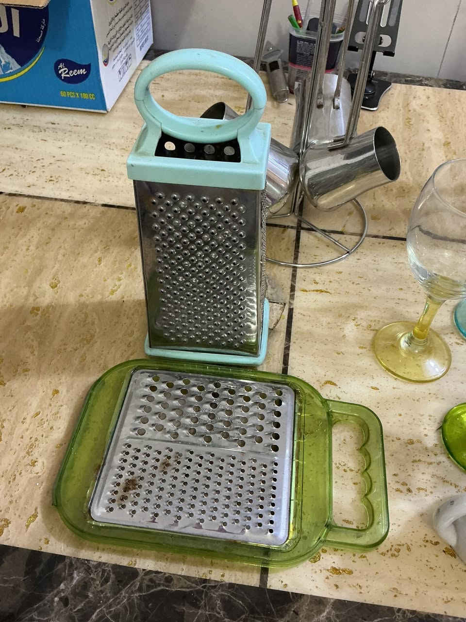 للبيع عنوان شارع فلسطين تواصل خاص للشراي الرقم *********** واتساب السعر كلهن 5 الف
