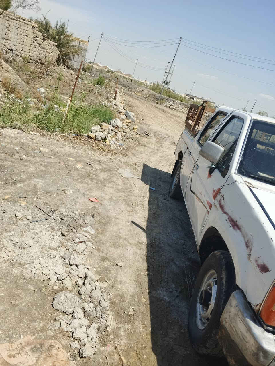 سلام عليكم
سياره للبيع نيسان موديل 92 سياره جاهزه من كل نواحي كير ومكينه حلوات الكهربيات شغاله سنويه صرلها شهر من صقطت 

مدور ثاني يوم شرط السعر 30وبيها مجال قليل مكاني ناصريه مركز رقمي *********** ومراوس بتك اروس
