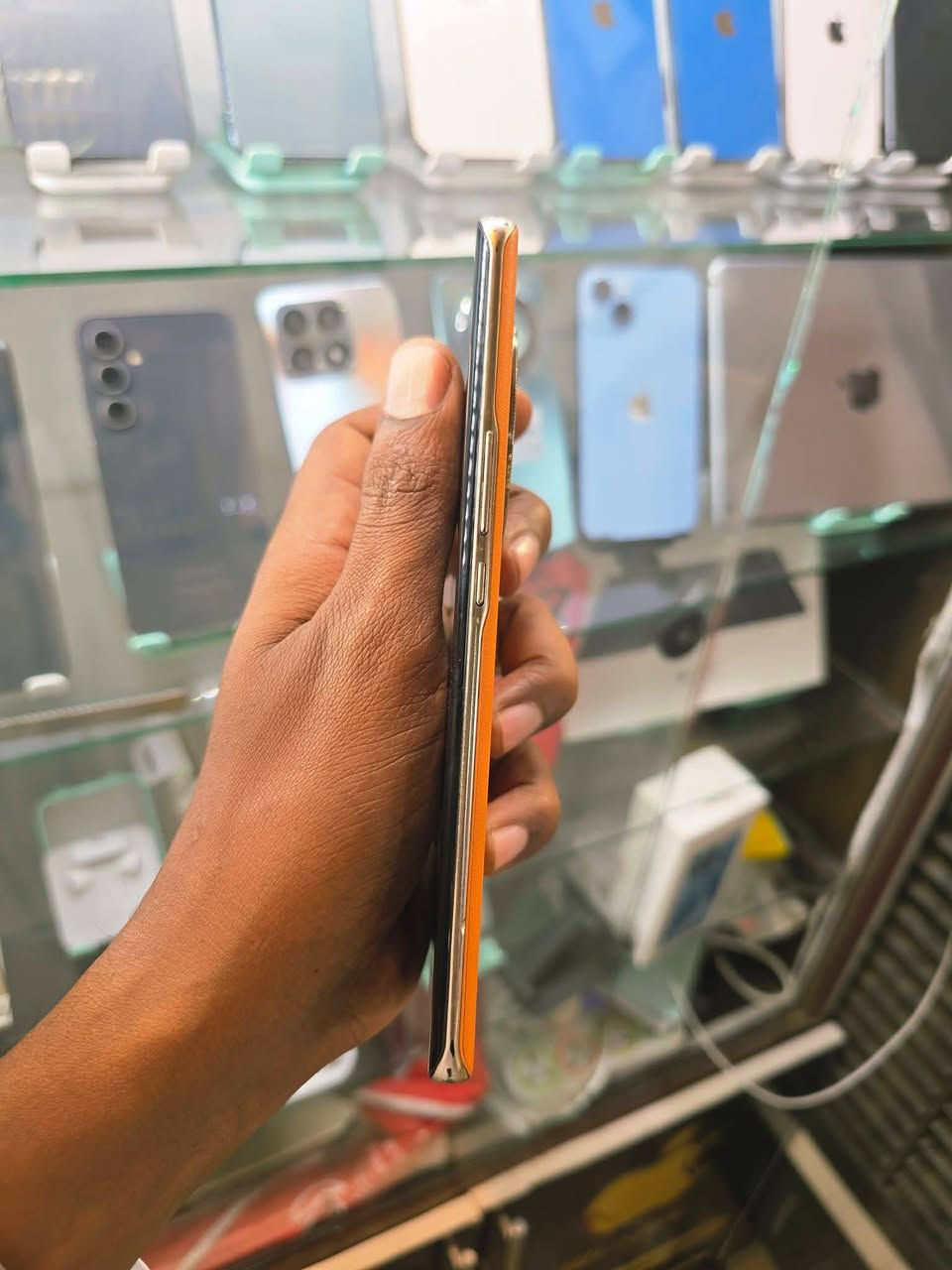 هونر (X9B) 🎖️ مستخدم
🛑 ذاكره 256 + 12

🛑 استخدام جداً قليل

🛑 لون مميز التركوازي
 
 🛑 نظافه 💯❌💯

🛑 مكفول + كامل ملحقات

🛑 السعر (250) 🔥🔥 الف قفل او مراوس

مكاني . بغداد .
☎️ *********** ☎️
