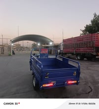 توك توك • ماكو تفاصيل