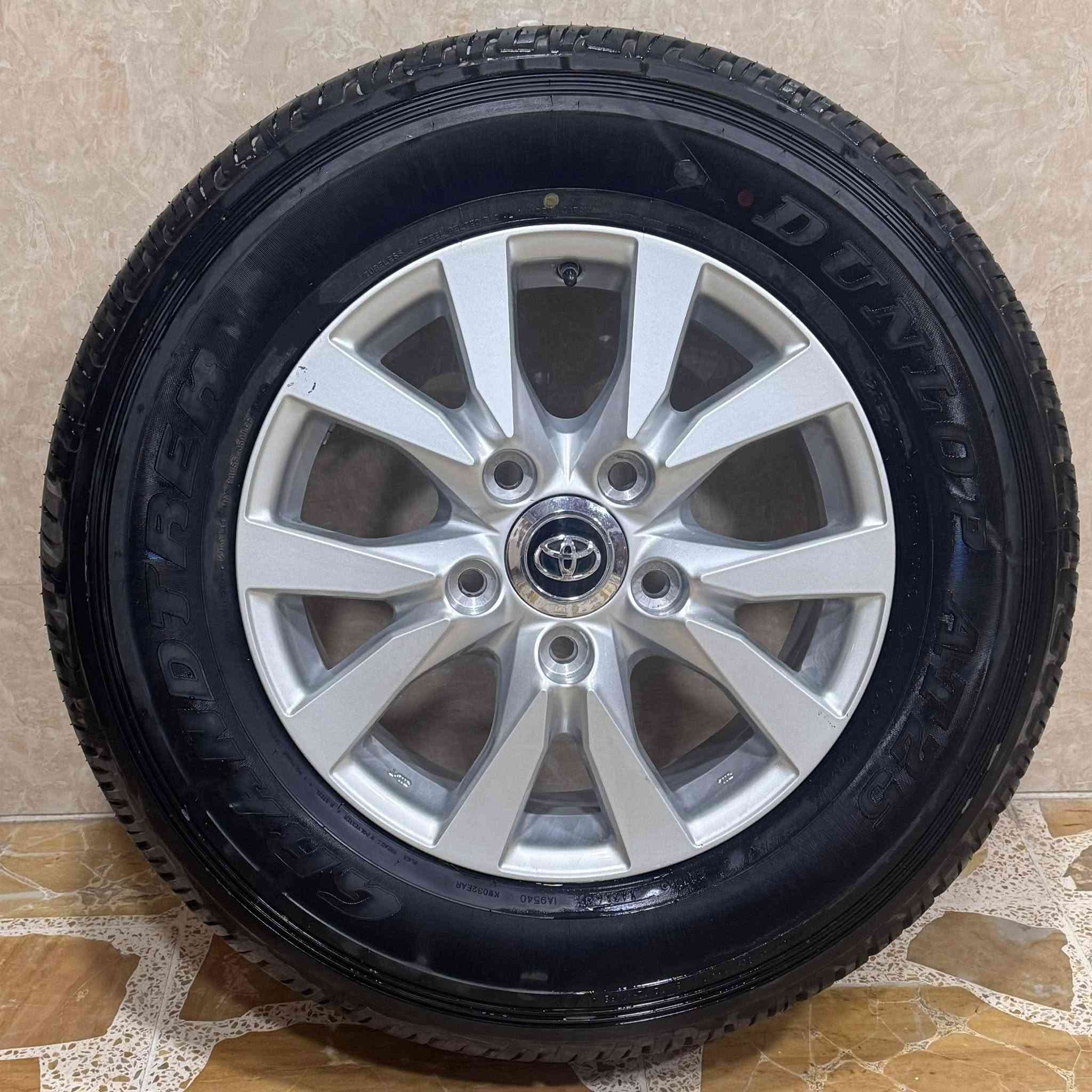 سبير جديد زيرو ما مستخدم ما مشدود خلاص تاير دنلوب حجم 18 سعر 200$ دولار (ورقتين)                   

0750 227 3707 
بي واتساب
