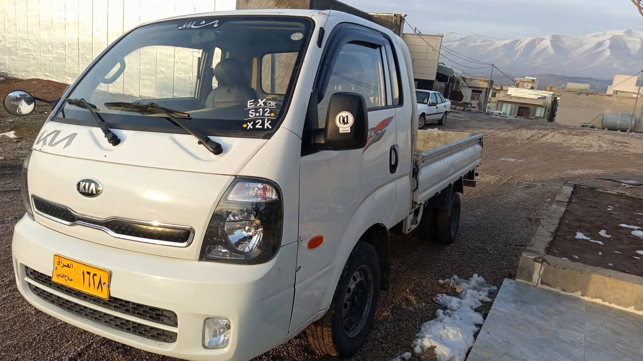 کیا دووتەنی ٣٠٠٠ سۆپەر پێنج دووگمە .دەبل سەلە توماتیک کارەبایی کامل بەستراوە ٢٠٠٩ .٦٥وکەمیک مەجال 
لەسلێمانیم 
ژ/م***********
ژ/م***********
