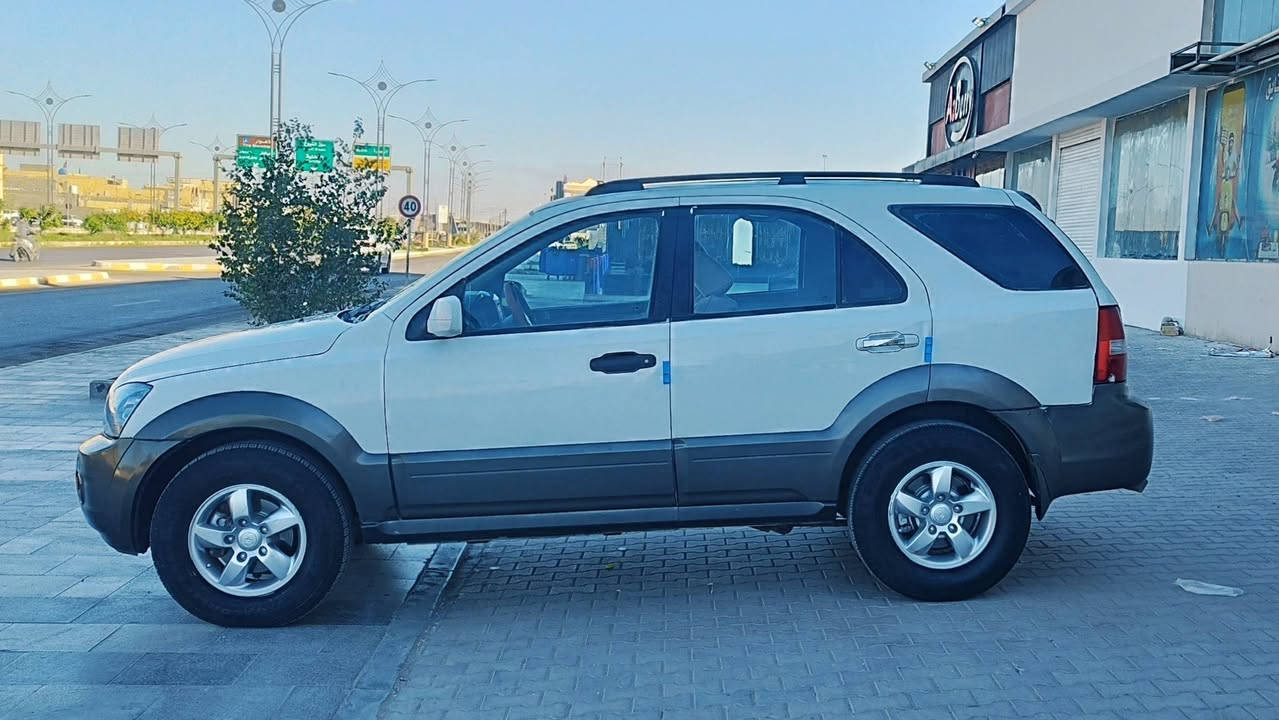 كيه سورنتو خليجي مديل 2008سنويهه لل27تحويل مباشر مشروع وطني السعر 83وبيهه مجال للستفسار اكثر ***********مكينه وكير مكفولات بلاد 6سلندر حجم 3.5 السياره مكفول بيهه مكانات صبغ جماليه حداديه جديدهه تخم تاير كهربائيات كلهه شغاله داخل بيجي دوشمه جديده مكينه وكير واكسن مكفولات 5ويل كب السياره جديده بمعنه الكلمه وجاهزه  المكان الناصريه
