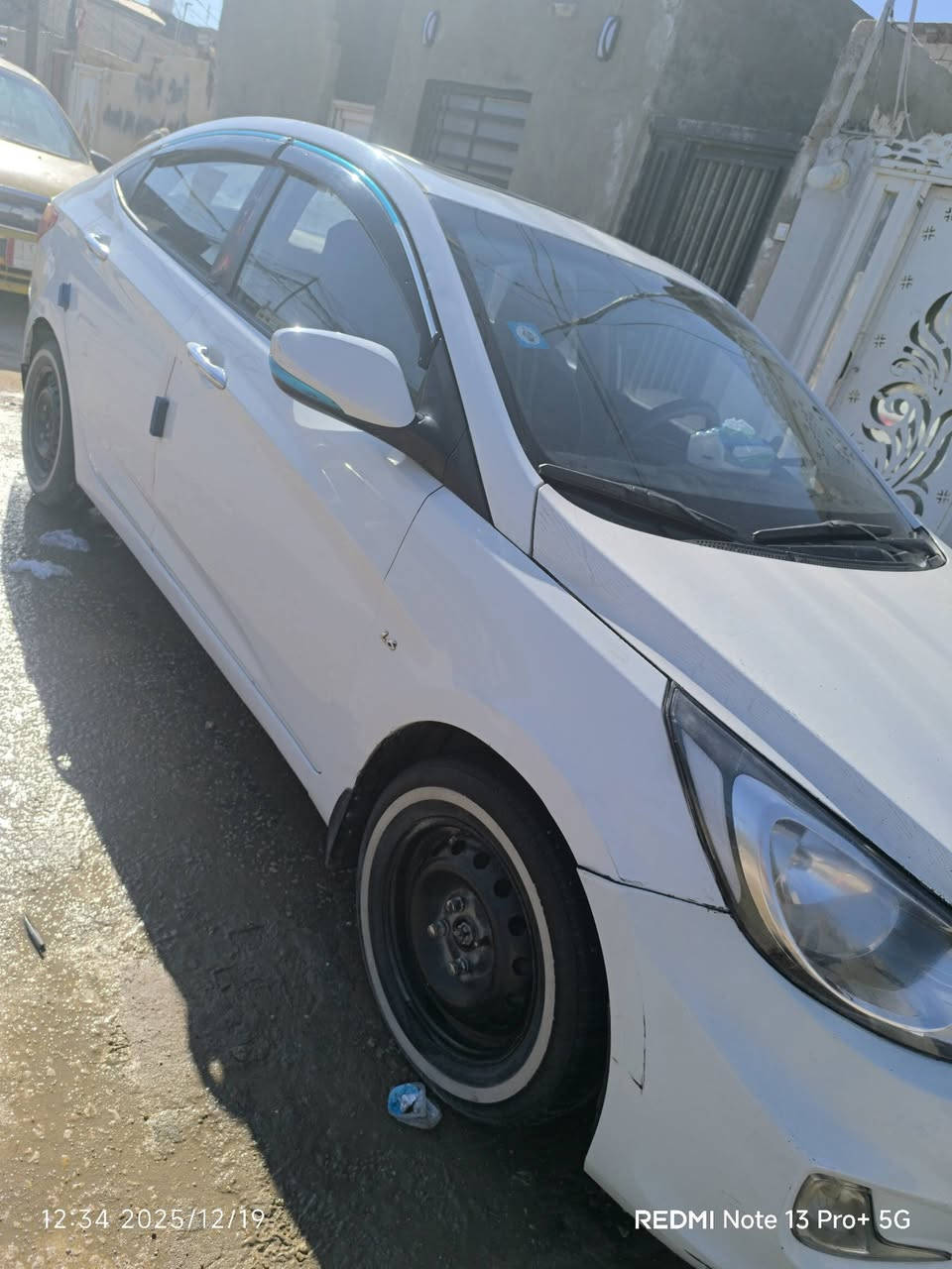 سلام عليكم سياره اكسنت مديل 2013 سياره حلوه ونضيفه محرك 1600رقم نكليزي بسمي تحويل ثاني يوم مكانه نجف سعر85وبيه مجال قليل تواصل ***********
