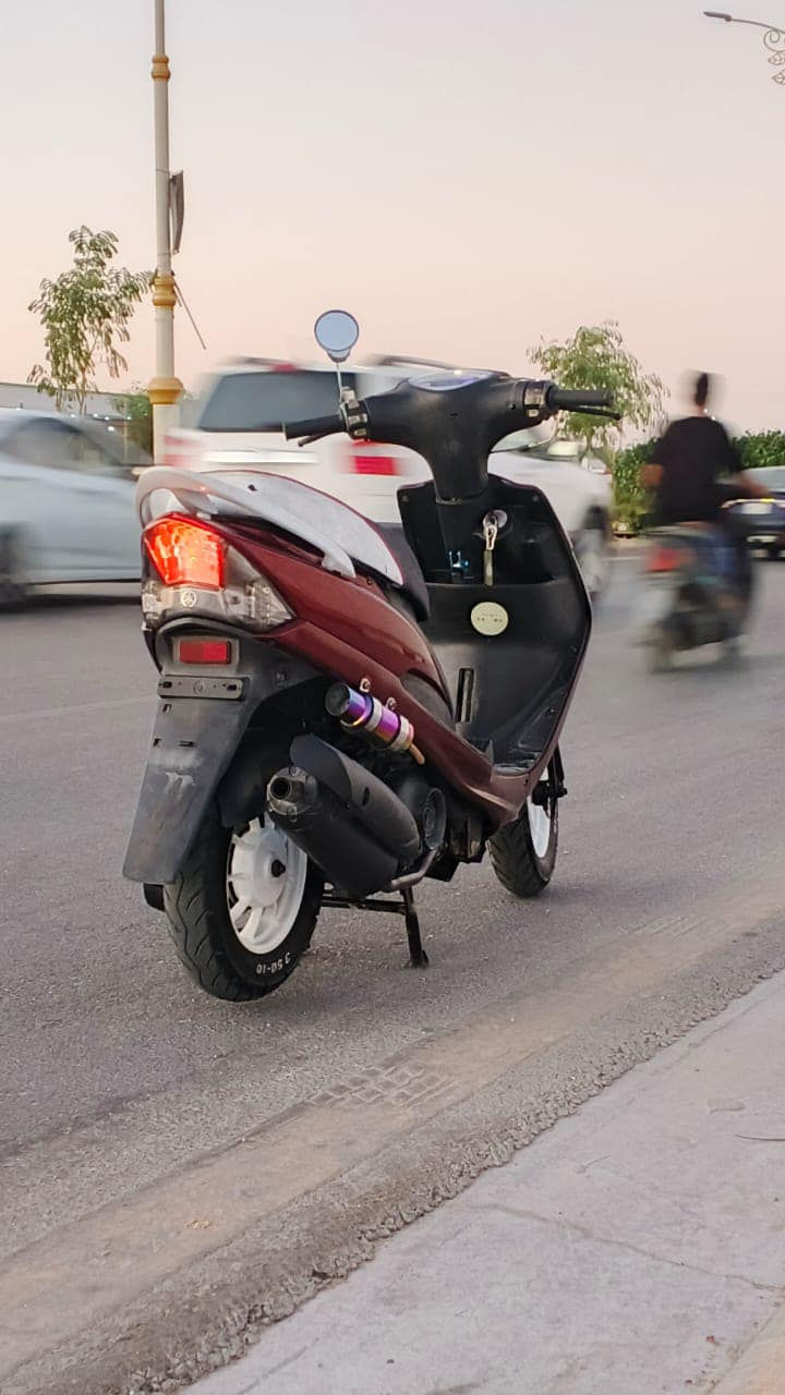 دراجة ماكس عدله 
لون ماروني اربع ولفات
نضافه 100‎%‎ شلعه معدل كل الكهربائيات شغاله
سعر 650
مكان كربلاء حي الموظفين ‭0774 930 9063‬
