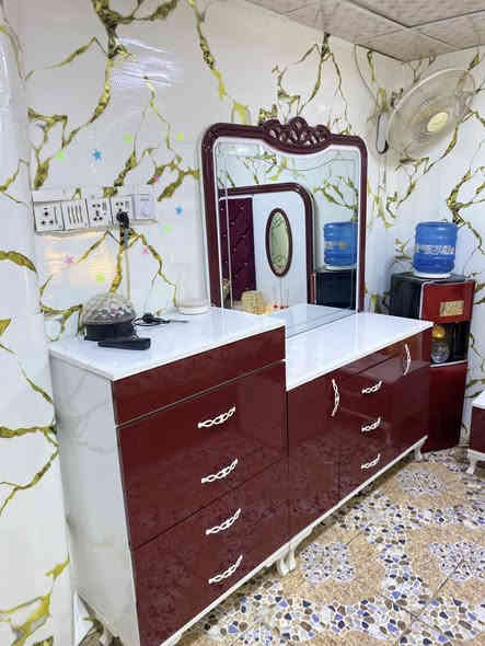 سلام عليكم غرفه نوم البيع نضيفه
7قطع سعر550الف
التواصل ***********
