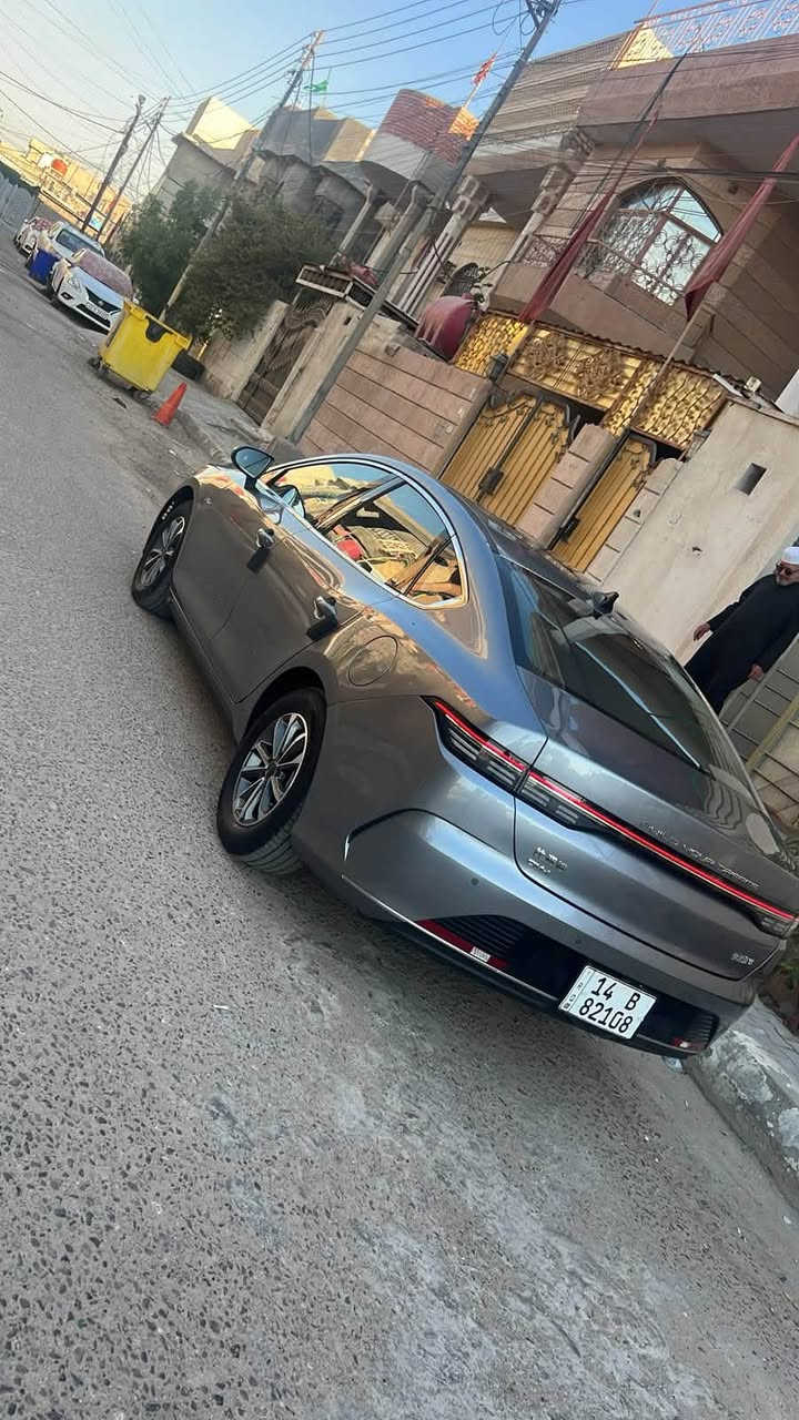 دستروير 2025 

ماشيه 16 الف 

شاحنه وكمبريسر وكامل ملحقات وياها 

شاشه اخر تحديث وبرامج نازله وكلشي كامل 

بيها طخه صغيره بالبنيد والباقي كله كفاله 

السعر 125وبيها مجال 

مراوس حسب القناعه 
***********
