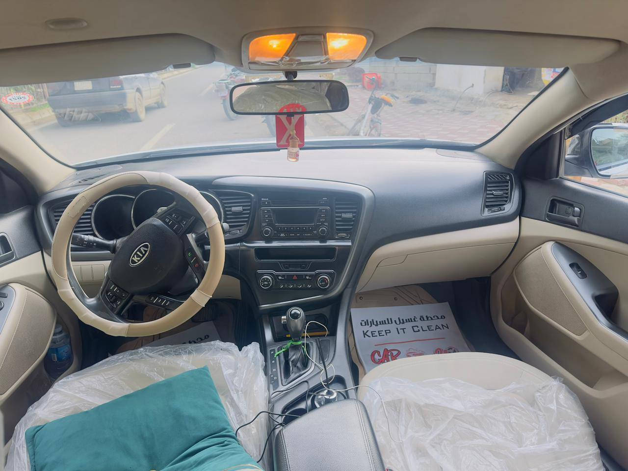 السلام عليكم
اوبتما ٢٠١١ 
خليجي محرك دوش ٢٠٠٠
نص فول 
السونار مرفق ويه الصور 
خاص ما عندي
مكانه قزانية 
***********
