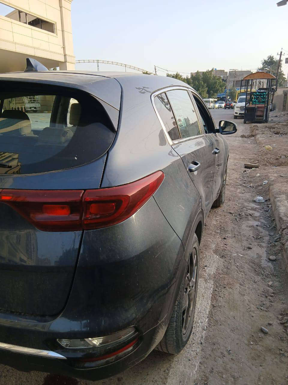 سلام عليكم  بيع او مراوس حسب لقناعة  محتاج فرق كيا سبورتج موديل 2022 وارد امريكي تحكمات تدفه بالكراسي رادار  كامره دوار وبعد بيه موصفات حادثه بنيد ودعاميه  فقط ضربه خفيفه ايرباك دشبول ودرك ماشية 44 رقم بغداد تحويل مباشر لعنوان علي لصالح قرب مجمع رويل ستي ***********
