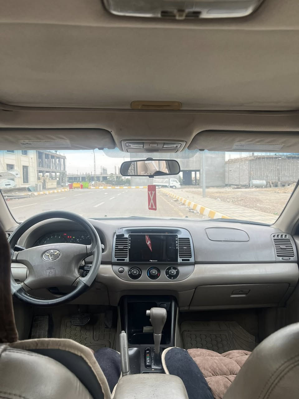 السلام عليكم .....
كامري ٢٠٠٤ فول مواصفات رقم اربيل باسمي بيهة صبغ جاملغ امامي وجاملغ خلفي صفحة السكن بدون دواخل بدون تبديل السيارة ليبل واحد كهربائيات كلها شغالة كشنات كهربائية السيارة جاهزة من كلشي والله يبارك لصاحب النصيب 🌹
السعر ٩٠ وبيها مجال للطيبين 🌹
***********
