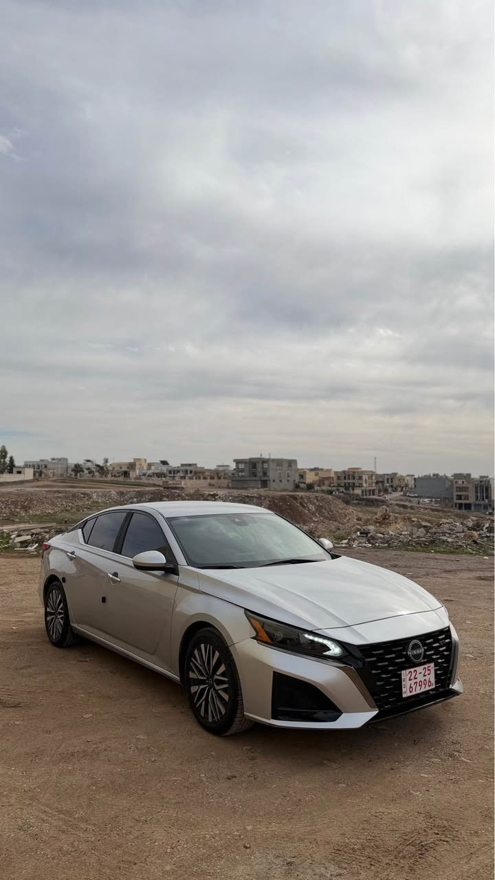 سلام عليكم 
للبيع فقط 
نيسان التيما 2023
مواصفات sv
ضرر:/-فقط جملغ صبخ 
 ارباك ستيرن 
سياره حلوه وجاهزه 
 كاتي يترقم دهوك 
سعر149$
عنوان عقره معرض زينه 
*********** اكر, نينوى
