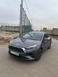 jac j7 2023 رقم اربيل تحويل او وكالة ماشيه ٧٥ الف فول مواصفات 1/1 بصمه...