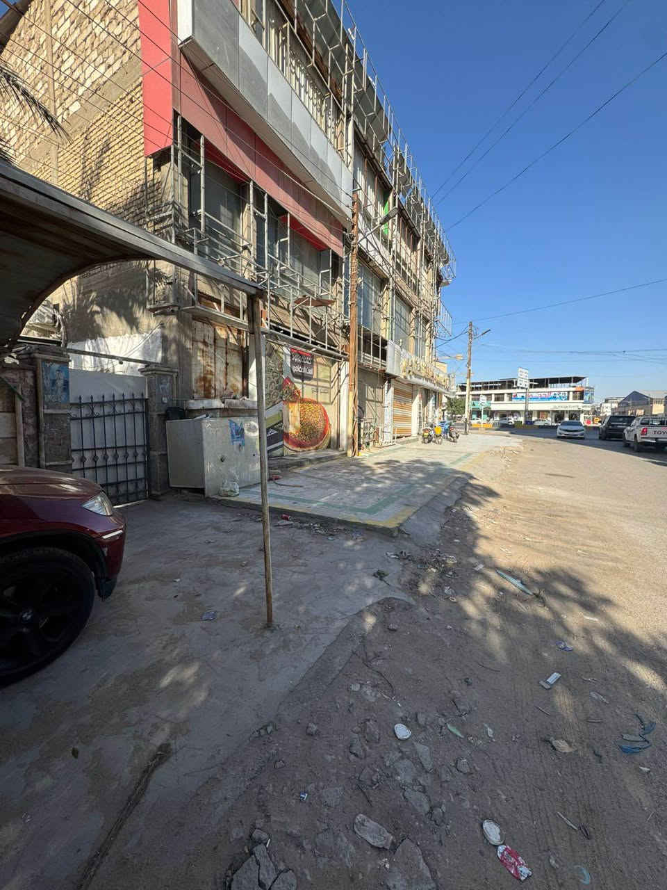 فرصة استثمارية مميزة
عقار تجاري في موقع استراتيجي على شارع الجبيلة ،مقابل تايم سكوير، منطقة حيوية عالية الحركة.

🔹 المساحة: 365 م²
🔹 الواجهة: 17 متر
🔹 العمق: 21.5 متر
🔹 موقع مجاور زنود الست الخفاجي

مناسب لمختلف الأنشطة التجارية والاستثمارية، مع موقع يضمن رؤية عالية وقيمة متزايدة.
للاستفسار والتفاصيل :
*********** البصرة, العراق
