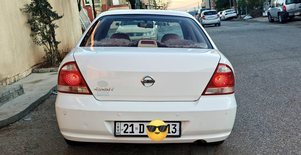 (نیسان سەنی کۆری گێڕ ئۆتۆماتیك)
• مۆدێل : ٢٠١٢
• ڕەنگ : سپی بەفریەو  مەکینەشی سپی مەغوبە
• بۆیاخ : بۆنید ، چەمەلەقی پێشەوە وپەڵەیەک چەمەلەقی دواوە
• کیلۆمەتری ڕۆیشتوو : ١٦١ هەزار 
• سەنەوی تا مانگی ٨ ی ٢٠٢٨ تازەیە وە بەناوی خۆمانەوەیە و بەشەرتی تەحویل
• گێڕ و مەکینە و تەبرید سارد و گەرم بە شەرت
• ویلکەپە و تایەی حەجمی ١٥ ی لەسەرە
• حاسەیە
• ٢ سویچی لەگەڵە و ناو زەردە و ٢ جام کارەبایە
• سەیارەکە زۆر پاك و جوان ماوەتەو ماڵی دۆستە
• نرخ : ١٠٧ گەڵا و معامەلەیەکی کەم
(برای ئازیزم گەر مشتەری نیت لەکاتی خۆت و ئێمەش مەگرە سوپاستەکەم)
(ژمارەی پەیوەندی : ***********) السليمانية, العراق
