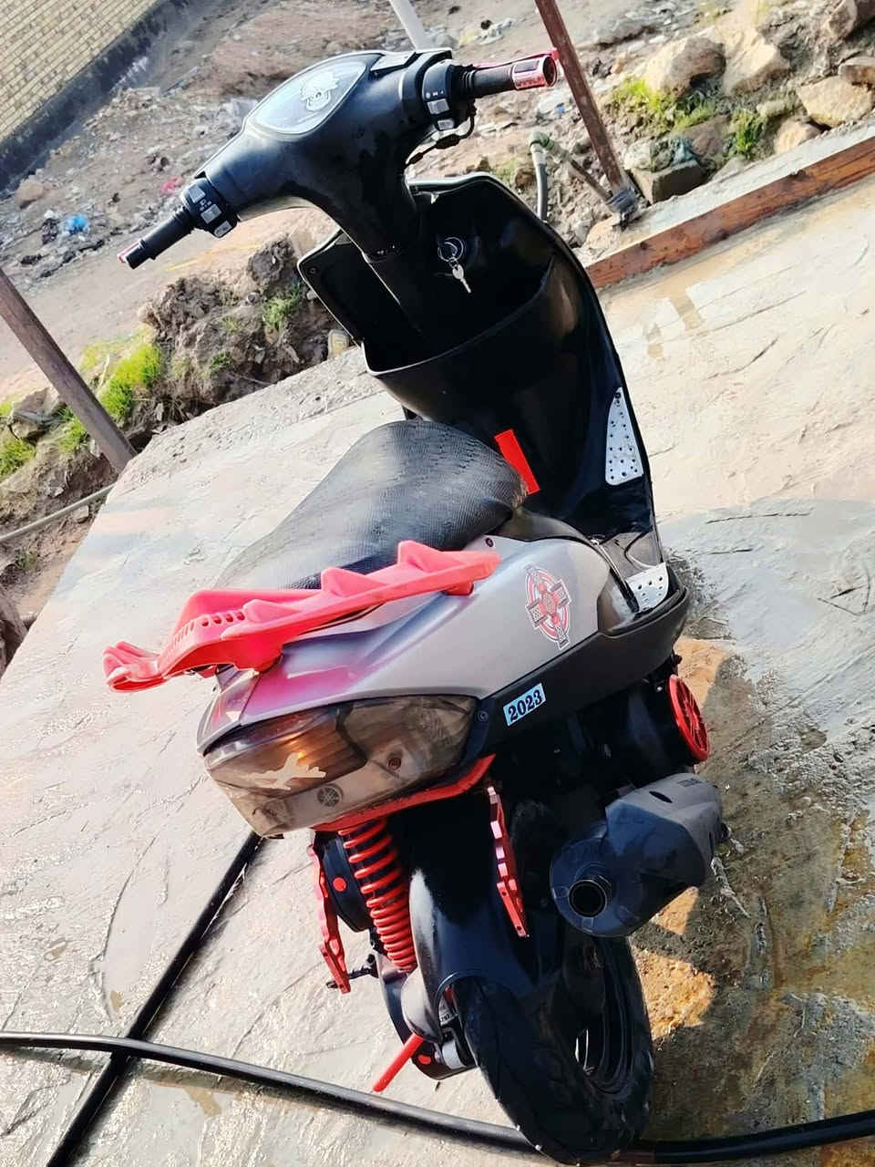 للبيع ماكس بوشه 55 صالنصه رياضي اشاير سلف هندر جاهزه الدراجه مكاني  غماس السعر 550 وبيها مجال
*********** المايعجبه السعر كلشي اكو بسوك لحد يكسر بيها
