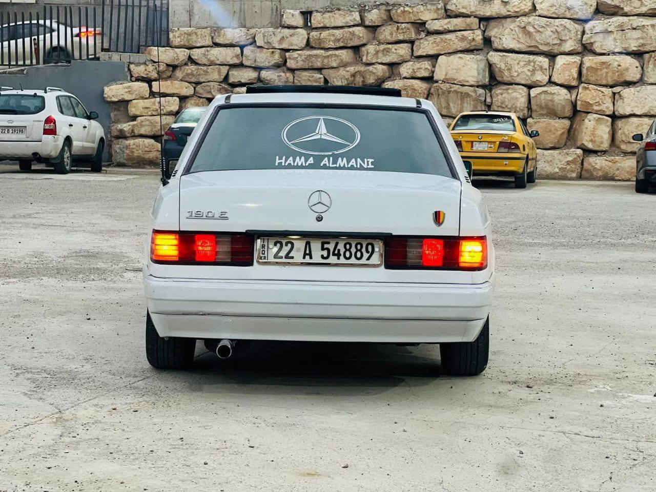 مارسدس 190 طيارين موديل 1990   كير محرك ونجي تبريد
تفيئه شغال تنته جامات كهربائية رقم اربيل دولي سنويه جديدة سيارة حلوة وجيدة مال بيت الف ماذب عليهة تحويل ثاني يوم الشراي هاذة رقمي ***********
