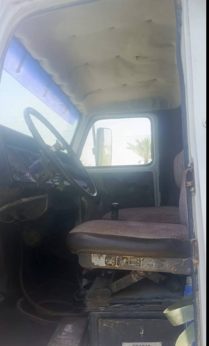 سكانيا قلاب ١٩٨١ رقم نينوى انكليزي مجدده للستفيار  ***********
