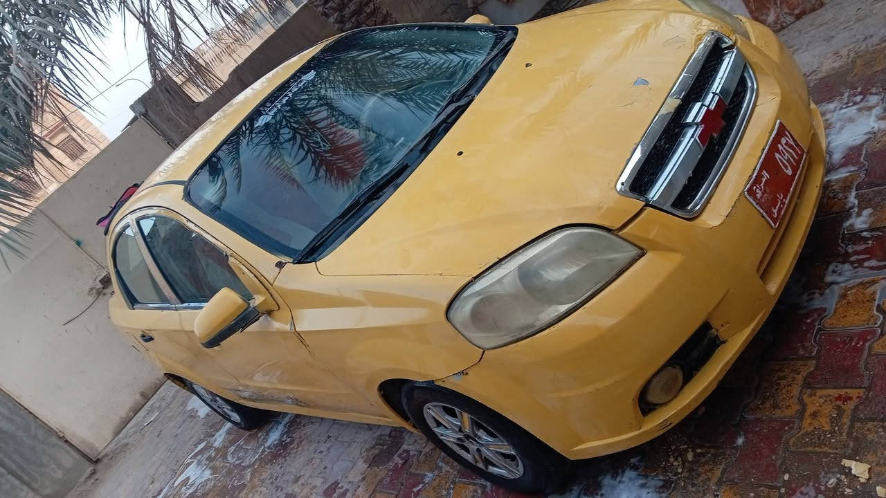 سلام عليكم سياره افيو 2007 مكينه وكير مسكر جددسياره راعيها موجود يريد مداور سعر 25بيها مجال مكلف بل نشر ***********
