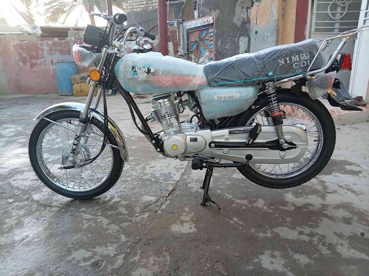 سلام عليكم درجه اربعه قير امتياز موديل،2027اوراق سكنر طريق كربلاء نجف عمود757 سعر 800الف بيه مجال قليل رقم الهاتف ***********
