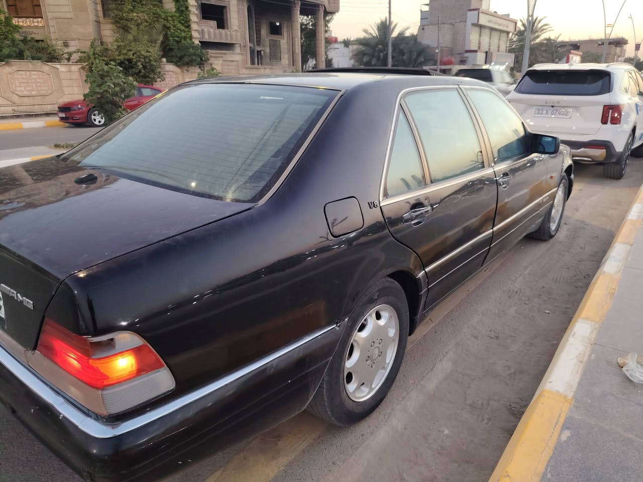 السلام عليكم متوفر شبح  باب طويل محرك خراطيم 320 موديل 96 جاهزه السياره ماعدا الشفط رقم اربيل دولي شرط التحويل مكانها ناصريه مركز. للإستفسار الاتصال على الرقم *********** او مراسله الصفحة.  السعر  70 ورقه وقابل للتفاوض.
