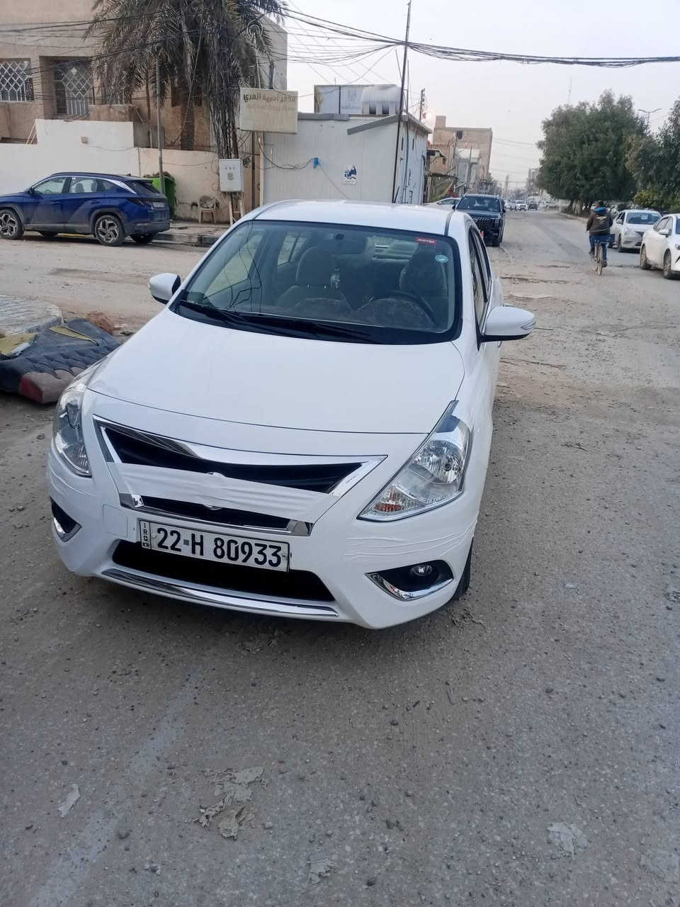 سلام عليكم 
نيسان سني مصري 
مديل ٢٠٢٤
رقم اربيل دولي 
كير مكينه حداديه مكفولات 
بيه دحجه بل جاملغ لخلف السايق ضربه خفيفه ومرجعه عل بارد وشخط بل باب لخلف الصدر والباقي كله مكفول 
سعر ١٢٥وبيه مجال 
مكاني نجف 
رقم ***********
