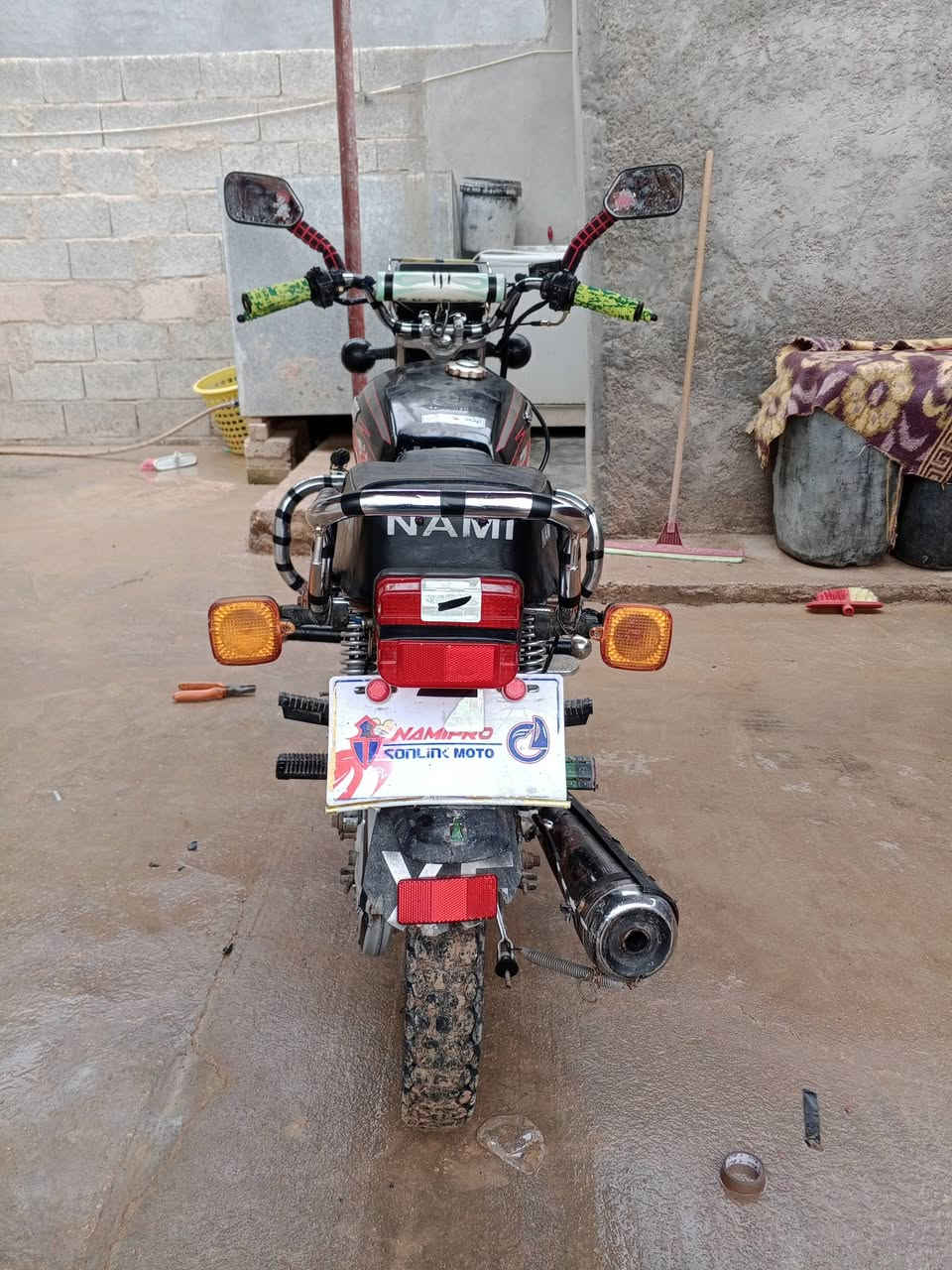 موطور للبيع او للمراوس موديل 20
محركه صوته صافي ونشاط زين  نضافه گدام عينك كهربائياته كلها شغاله كامله وياله عدله ميل دبلات شغاله والگشر ينشاف بالعين/ 
السعر 400 وبي مجال/ مكاني القائم حي غزة
باقي التفاصيل خاص او الأتصال عل رقم/ ‏‪***********‬‏
