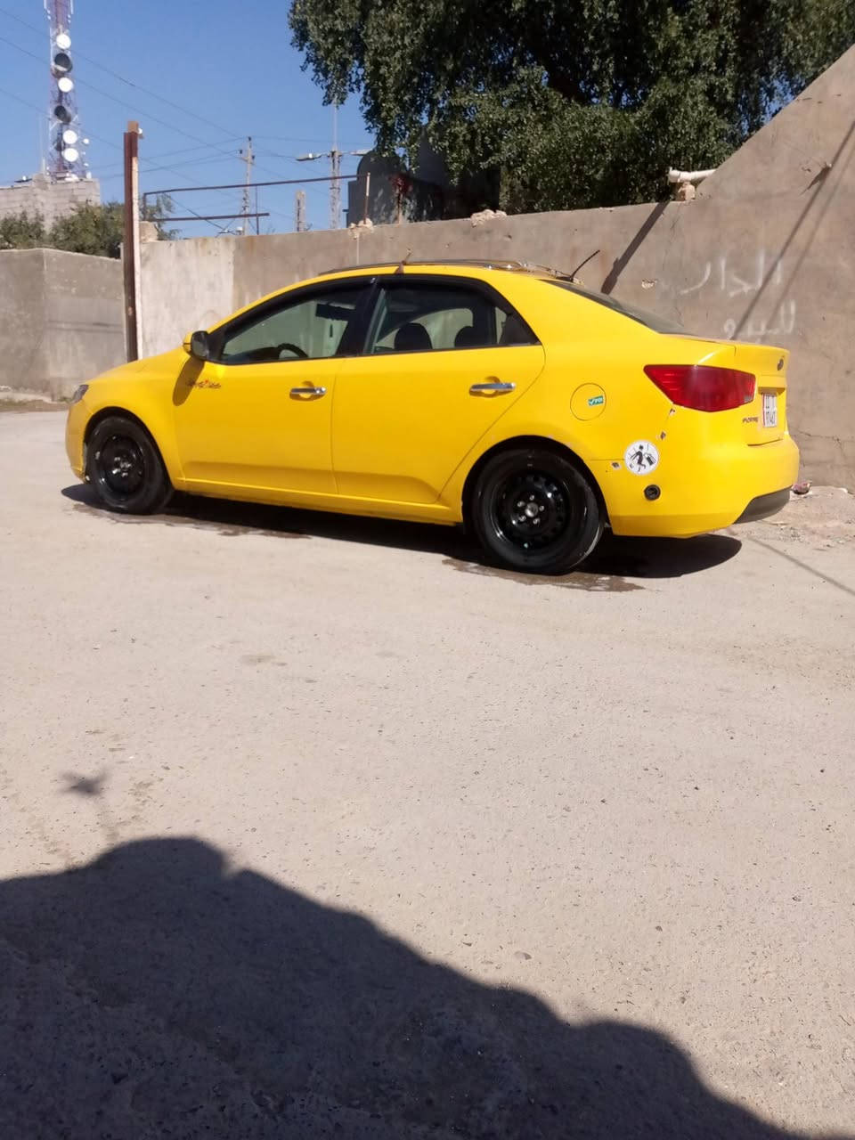 سلام عليكم فوتي 2012بغداد انكليزي بسمي وارد امريكي مكينه 2000مكفوله كير مكفول حداديه امامي خلفي تمام حادث امريكا تبديل قبغ جنطه وتصليح بجاملغ الخلفي باقي السياره كلها ليبل واحد خط وبحث مصفره سياره منضومه غاز شغاله سياره حلوه وجاهزه عنوان ديالى الغالبيه،السعر 85ورقه وبيها مجال قليل حك الجيه اتصل وتدلل***********
