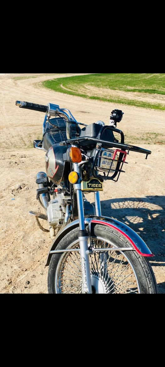 تايگر 2020وزن ثقيل نضيف محرك اليوم عمرتو وايرمنيه كلها شغاله ماطور متكامل السعر350وبي مجال


**إذا كنت صاحب هذا الإعلان وتريد حذفه لأي سبب، رجاءا أرسل رسالة إلى الدعم الفني**