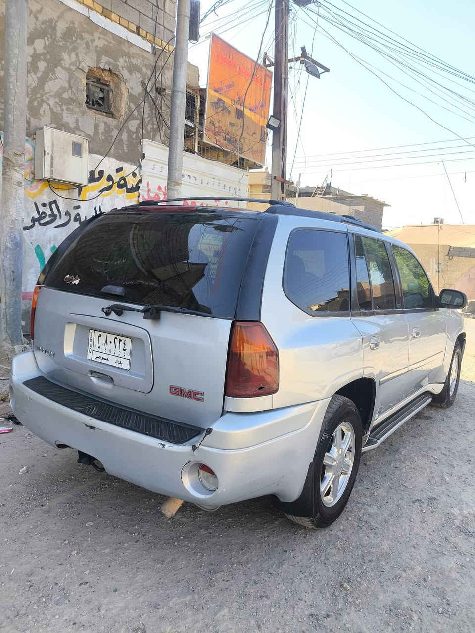 سيارت GMC  امفوي موديل 2007 نضيفه مال جناي السياره بأسمنه السعر 85  مكانها بغداد حي النصر للاستفسار 
***********
