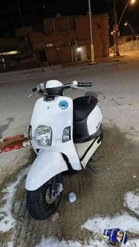 دراجه ماكس بوليس للبيع صاله سبوعين من طالع من حاويه وحته وصله موجود رق...