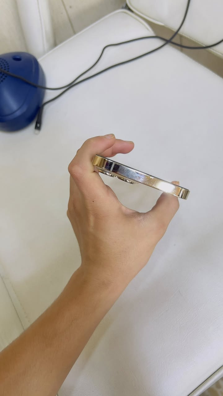 جهاز iPhone 13 Pro ماكس جهاز مبدل شاشة اصلية بطارية اصلية جهاز كلش نظيف سعره 325 او مراوس ايباد ￼ عنواني الغزالي رقمي *********** ￼￼
