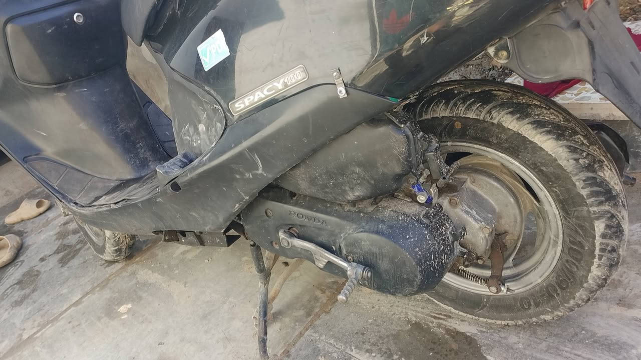 سلام عليكم دراجه سبيسي ابلاديه وخت جديده شغاله سلف هندر كهربائيات شلعه معدل سعر 350 قفل قفل لحد يدخل وتعبني مراسله اذا مو شراي معى احترامي للكل


**إذا كنت صاحب هذا الإعلان وتريد حذفه لأي سبب، رجاءا أرسل رسالة إلى الدعم الفني**