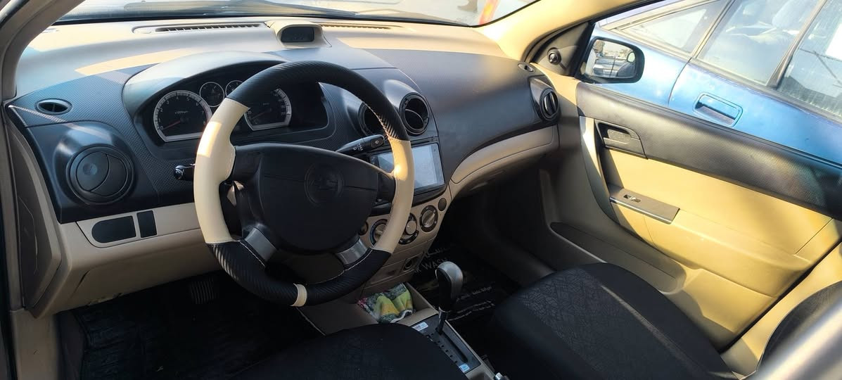 السلام عليكم
شيفروليه افيو 2008 خليجي المرغوب اربيل
 محرك شرط 
كير توماتيك شرط
تبريد وتدفئة 
داخل بيجي رقم جديد وسنوية وهزة وفحص جديد
قطعتين صبغ بدون داخل اثر حالوب يوجد
طخم وطخم تأيرات جديد
الرقم   *********** 
           ***********        
السعر 67
