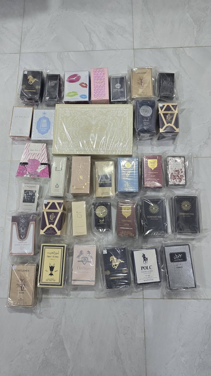 تحية طيبة جميعا
يتوفر عندي شلعة عطور ( ماستر كوالتي ) ، العدد 35 قطعة و السعر 160 ألف دينار يعني تجي سعر القطعة على (4،500) دينار .
***********
