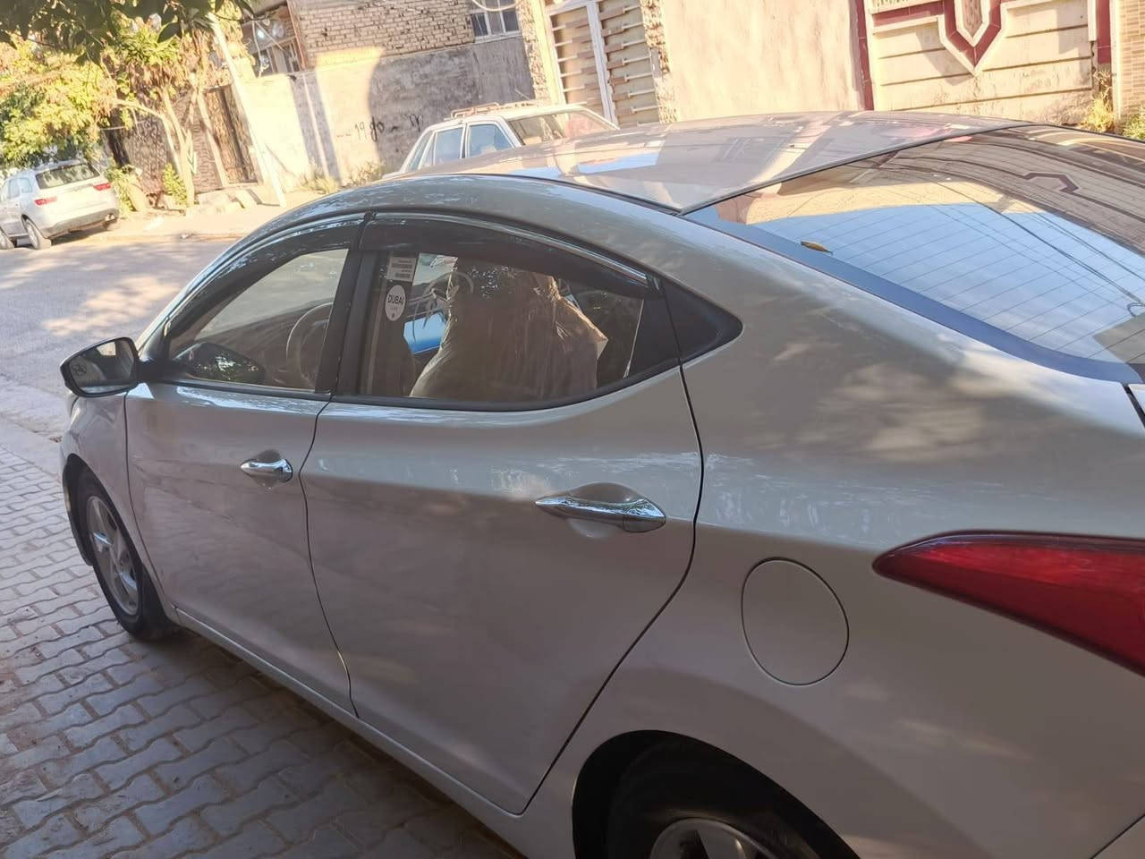 النترا موديل ١٢ 
سيارة رقم نجف جديد بسمي 
ماعليها غرامات 
الممشى مالتها واضح 
مبدل محرك جديد والكير خير من الله
مبدل بيها فقط دعامية وبنيد 
وبيها تكحيلات السيارة 
سعرها ٩٥ وبيها مجال 
مكانها نجف حي السلام
متواجد فقط واتساب *********** النجف, العراق
