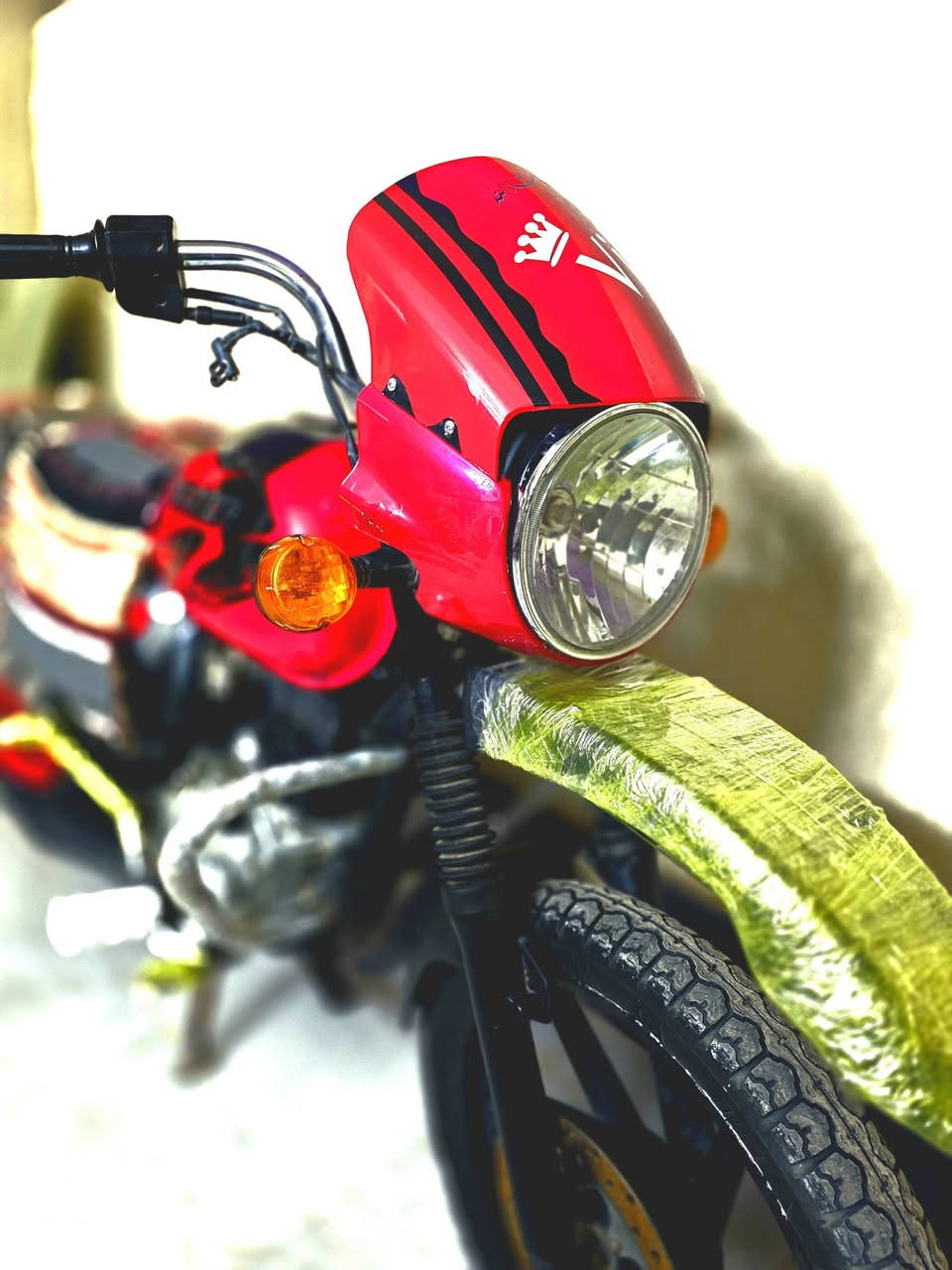 السلام عليكم
بوكسر مديل 2022 اوراق اصولي شرط ترقيم 
محرك مكفول من كلشي مكان ديالئ ( الخالص)
شراي اتصل وادلل ***********
