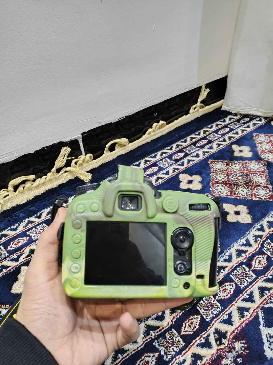 كامره نيكون 7100
ملحقاته 

بدي 

عدسه 18.105 الاصلية

شاحنه 

بطارية 

رام 32

حزام كتف 

درع حماية 
 
شاحنه

450 سعره

للإستفسار***********
