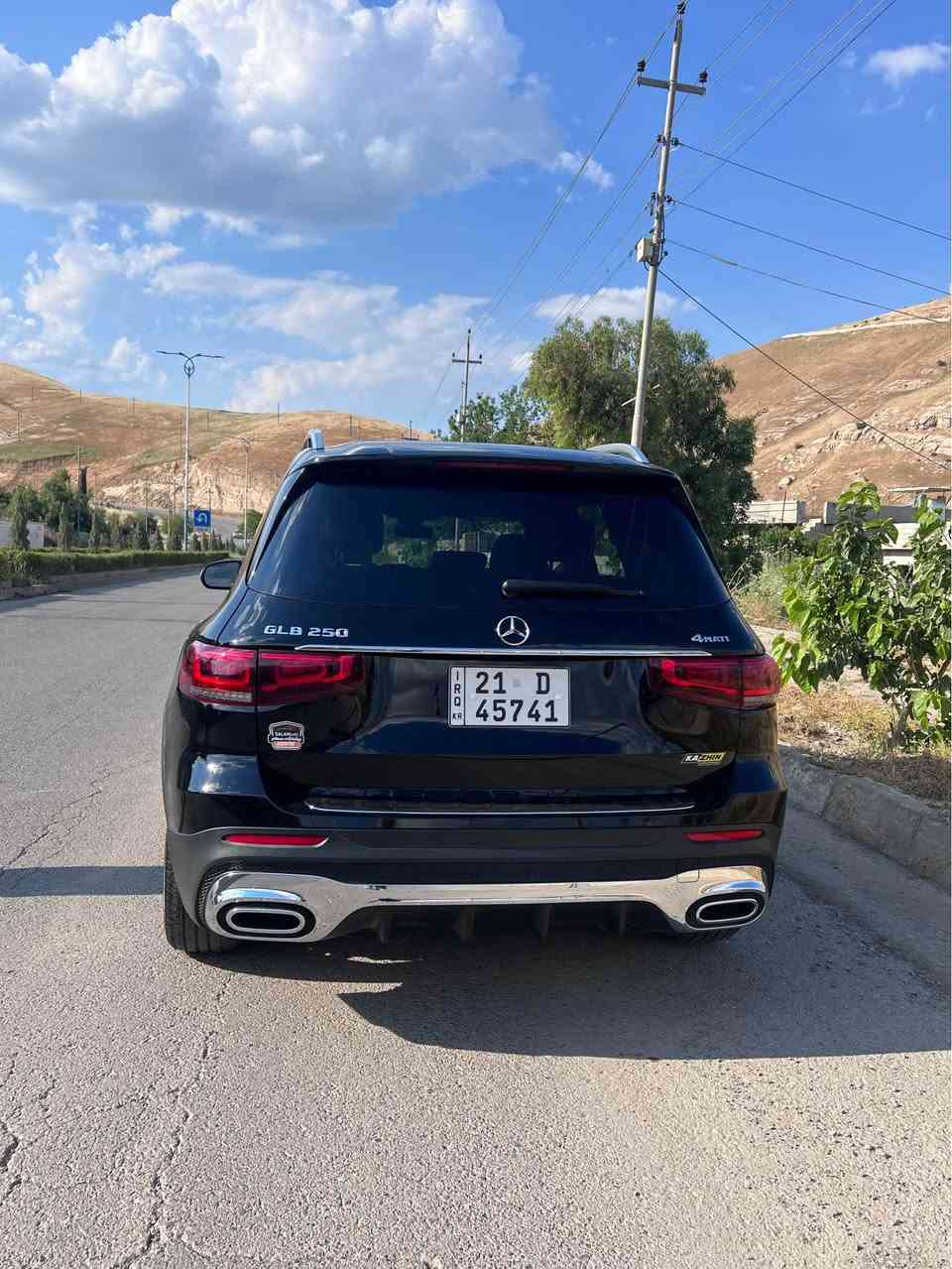 🌹🧿سلام عليكم🧿🌹 

✅Mercedes-Benz ✅

        GLB -250

موديل   :  2020    🧿✔️✔️
   
GLB   250    V4  2.0 turbo🔥🚀🚀

رقم شاصى:(WDC4M4HB1LW003083)

سيارة   وارد امريكي فقط قبغ جنطة مبدل بيلادى باب امامى سكن كلير امريكى بشرط 
بدون ارباك  بشرط✅

ماشي حقيقي   25,000 الف ميل فقط👌

مواصفات      فول 1/1 ✅✅🧿🧿

✅✅شاشة  ديجيتال LCD كامل شاشة

داخل  ليدات ديزاينو   
🟢🟡🔴🟠⚪️🟤
 
✅بانوراما✔️✔️✔️

☑️رادار ورا  ✔️✔️

✔️✔️رادار مسافة طريق

Auto stop 🧿✅

👌👌☑️☑️كاميرة

نيظام   Eco sport normal🔴🔴
  
لايت   ليدات و زينون متحرك ✅
كشنات (  جلد و كشن ميموري)
 
…………فول فول فول 👌👌✅✅

سيارة ماشي. ٢٥٠٠٠الف  مايل فقط✔️✔️
سيارة    رقم  السليمانية سنوي هزة لوحاتنا ✅جديد سنويه
نفس يوم تحويل و كالة    ✔️✅
 
✔️مجال298$ 💰💰سعر بلاش بلاش
للبيع سعرة جوه السوك
✅✅✅✅✅✅
مكان سيارة السليمانية ٢٩٩
رقم موبایل..ــ***********☎️☎️
***********📞📞***********
 موجودة: Viber& watsup📞📞*********** Singapore
