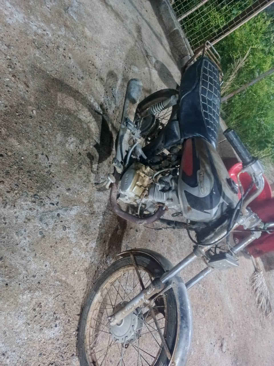 نامه ادوات بيهه بس رقم شاصي كفلك سرقه وعشاير مكينه ناعمه وحلوا دك هندر وطلع بس انه هاملهه شط العرب الحوطه ***********      سعر  200
